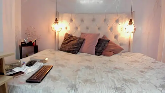 Snapshot of SakuraLee_ chatting on 02/04/26, 01:39 SakuraLee online show from 02/04/26, 01:39