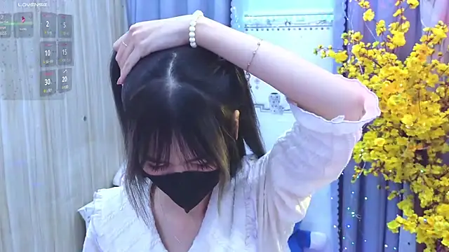 Your-Sunshine online show from 02/02/25, 04:43