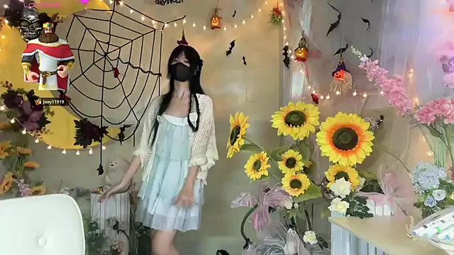 Your-Sunshine online show from 10/25/25, 05:15