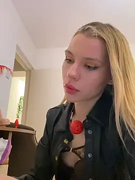 KittyKatyDream online show from 04/01/26, 04:37