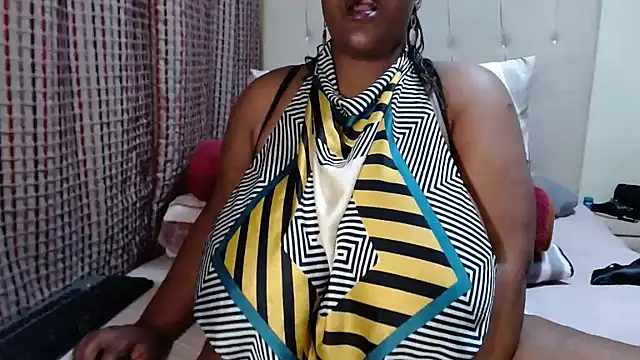 CHOCOLATEDARKBUSTYX online show from 11/23/25, 06:30