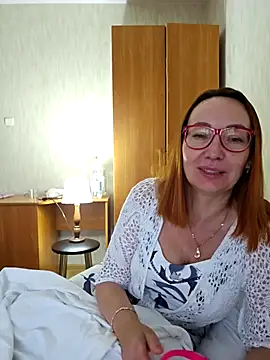 Snapshot of LybovNTV chatting on 09/23/25, 03:20 LybovNTV online show from 09/23/25, 03:20