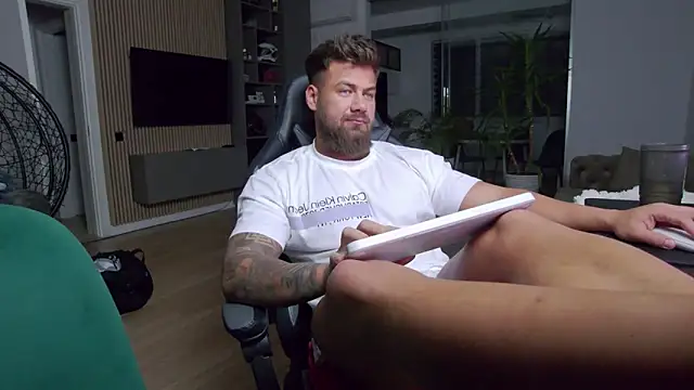 UbbeViking online show from 01/26/25, 07:31