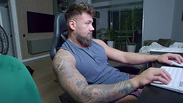 UbbeViking online show from 02/10/25, 06:24