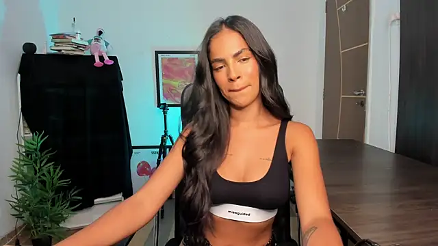 camille-rose online show from 03/27/26, 08:41