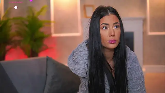 Abbela White online show from 09/13/25, 06:35