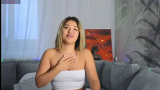 lily  foster online show from 12/29/24, 06:03