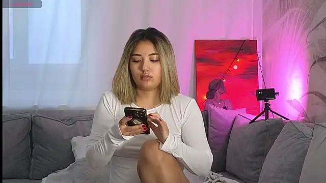 lily  foster online show from 01/14/25, 06:56