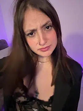 Megan lu2 online show from 10/04/25, 12:52