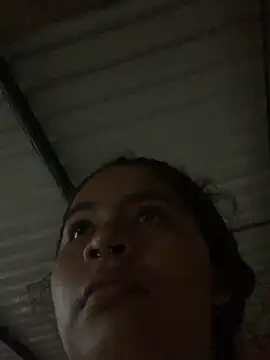 Snapshot of moncerrat_luna chatting on 12/21/24, 10:51 moncerrat luna online show from 12/21/24, 10:51