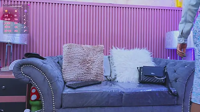 Emiily Scott1 online show from 12/03/24, 12:59