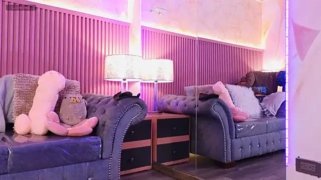 Emiily Scott1 online show from 01/14/25, 12:45