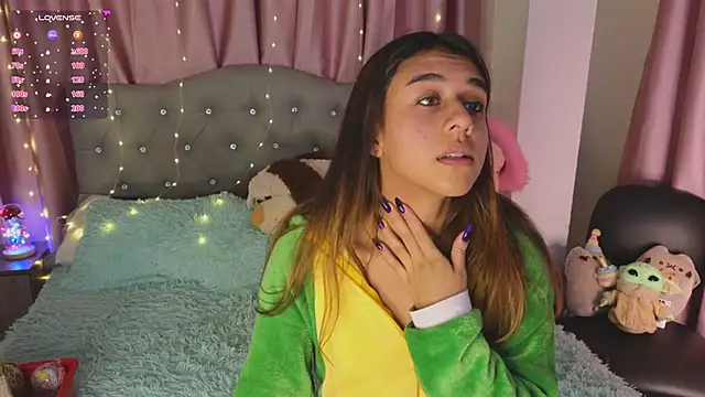 Emiily Scott1 online show from 01/24/25, 12:09