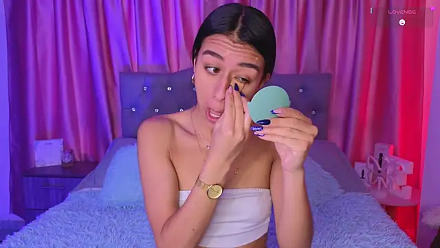 Emiily Scott1 online show from 01/08/26, 03:58