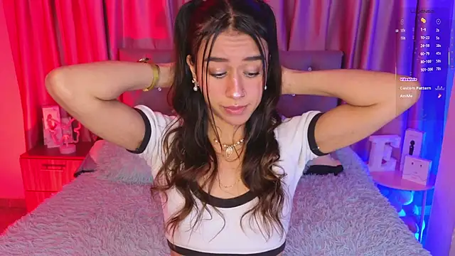 Emiily Scott1 online show from 04/16/26, 11:51