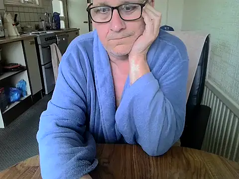 daddyflash online show from 04/28/26, 07:13