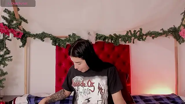 aliice walker  online show from 12/09/24, 12:30