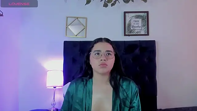 aliice walker  online show from 02/18/25, 04:26