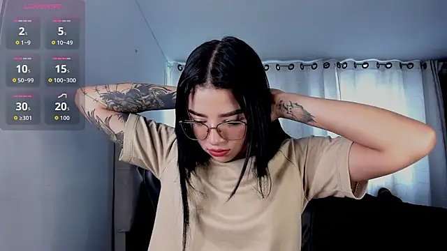 aliice walker  online show from 12/16/25, 06:13