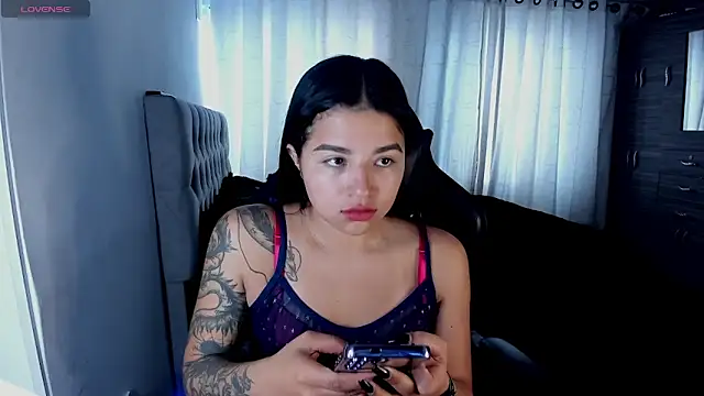 aliice walker  online show from 02/03/26, 03:06