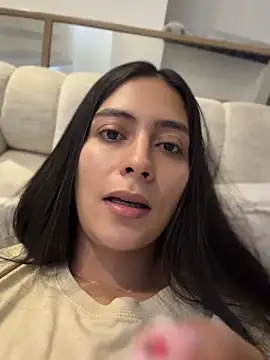 Snapshot of Sophie__Foxxx chatting on 05/05/26, 03:31 Sophie Foxxx online show from 05/05/26, 03:31