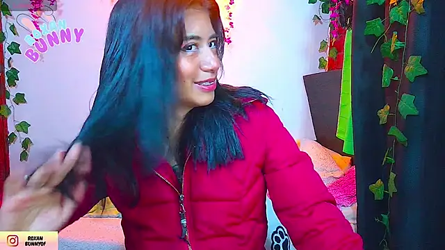 Roxanbunny1 online show from 01/14/26, 05:35