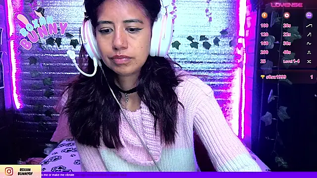 Roxanbunny1 online show from 03/21/26, 08:19