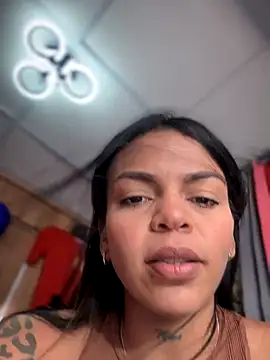 Charly  online show from 10/04/25, 03:32