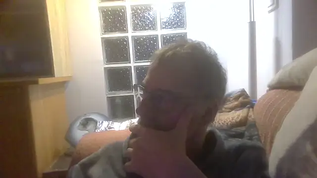 ptitcanard60600 online show from 11/23/25, 11:37