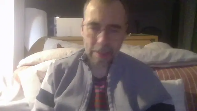 ptitcanard60600 online show from 12/04/25, 10:51