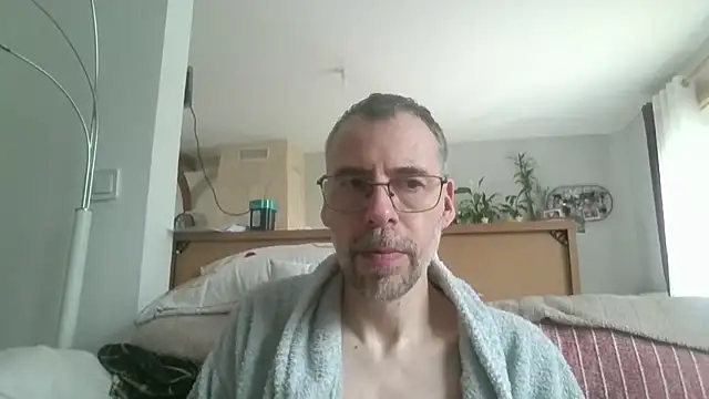 ptitcanard60600 online show from 05/10/26, 02:55