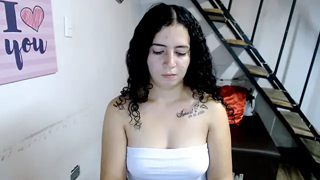 samantha baby  online show from 01/28/25, 11:17