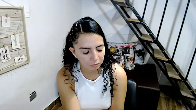 samantha baby  online show from 03/13/25, 12:27