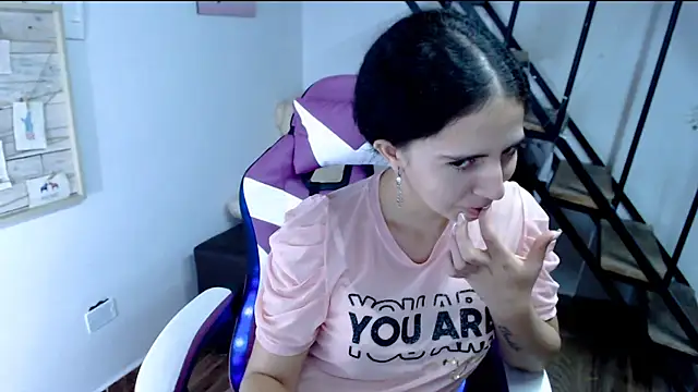 samantha baby  online show from 09/20/25, 05:25