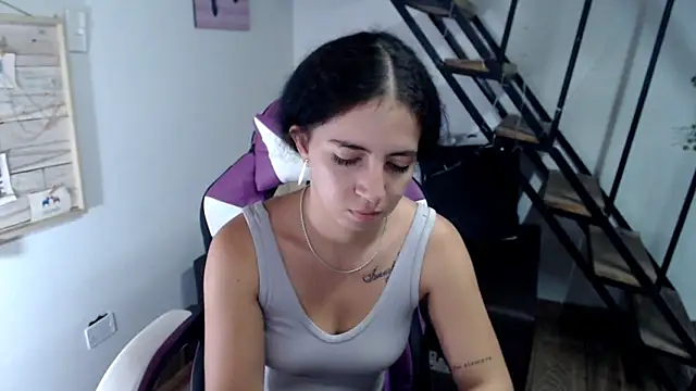 samantha baby  online show from 11/10/25, 07:57