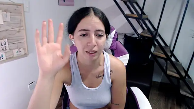 samantha baby  online show from 11/26/25, 06:31