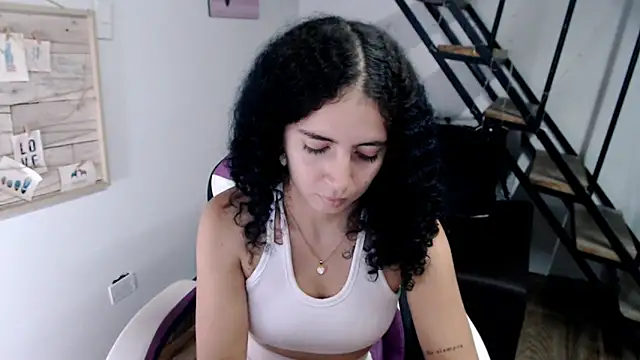 samantha baby  online show from 12/17/25, 06:25