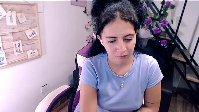 Snapshot of samantha_baby_ chatting on 05/11/26, 04:04 samantha baby online show from 05/11/26, 04:04