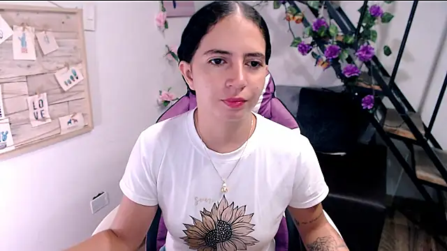 Snapshot of samantha_baby_ chatting on 05/19/26, 03:29 samantha baby online show from 05/19/26, 03:29
