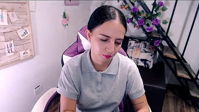Snapshot of samantha_baby_ chatting on 07/02/26, 05:52 samantha baby online show from 07/02/26, 05:52