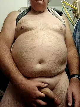 Snapshot of graham1980 chatting on 03/04/25, 06:50 graham1980 online show from 03/04/25, 06:50