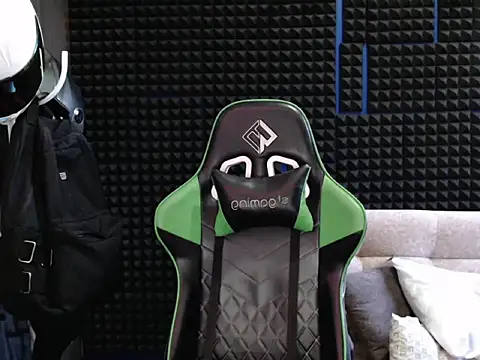 Curly Angel24 online show from 10/19/25, 10:32