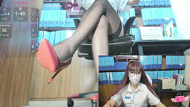 Snapshot of Office_Sexy chatting on 06/28/26, 02:17 Office Sexy online show from 06/28/26, 02:17