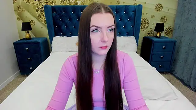 Katrina Minchels online show from 03/18/25, 07:52