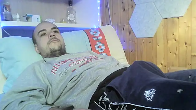 ItalianVinDiesel online show from 12/26/24, 09:44