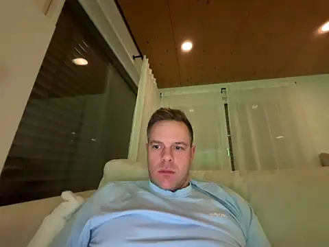 Danii0790 online show from 11/17/25, 09:09