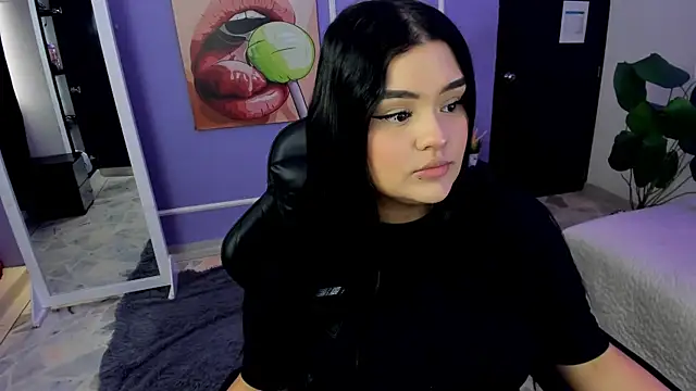 martinasaez online show from 11/24/25, 08:30