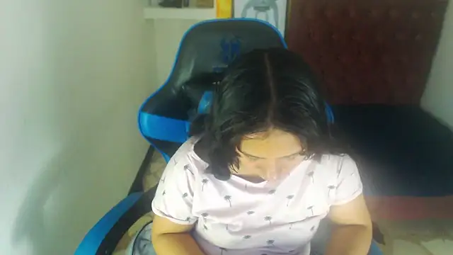 Charis 21 online show from 10/02/25, 01:34