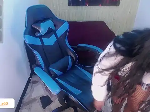 Charis 21 online show from 10/28/25, 04:27