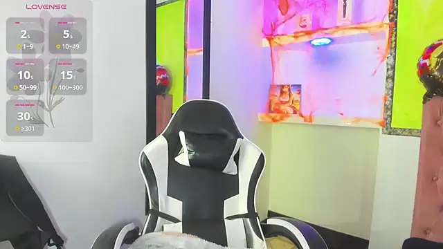 Charis 21 online show from 10/30/25, 02:35